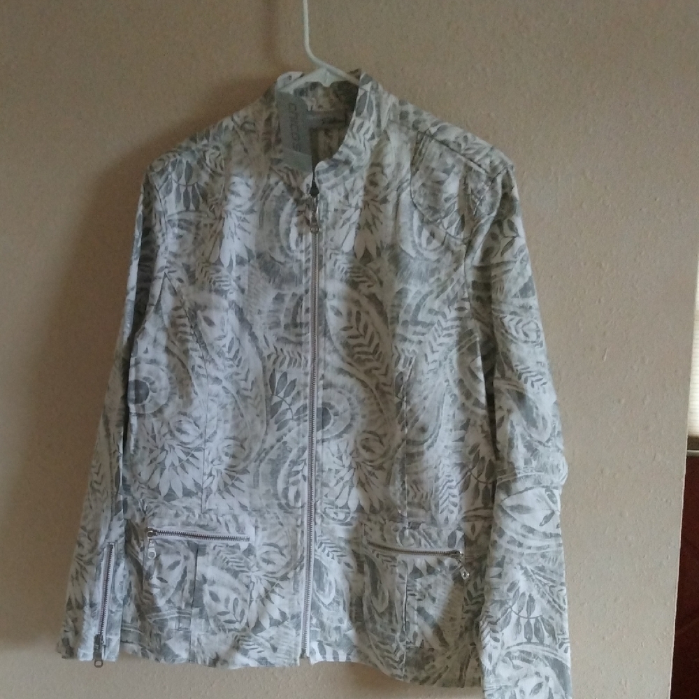 CHICO'S PLATINUM JACKET SIZE 2 NWT